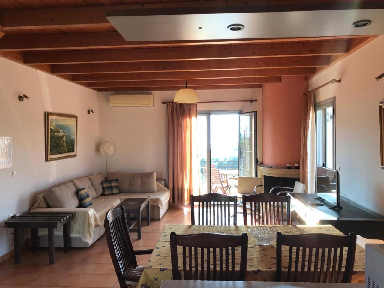 Lotus Sea View Apartments Lixouri Dış mekan fotoğraf